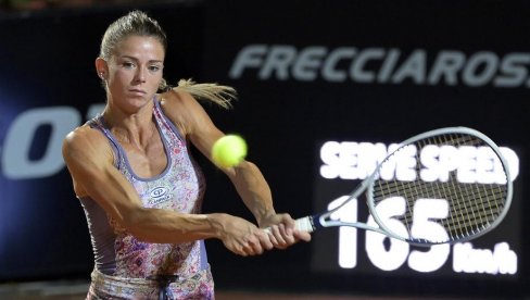 ITALIJANKA IZNENADILA ODLUKOM: Teniserka koja je osvojila četiri titule se povukla u 32. godini